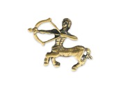 Metalowa figurka przedstawiająca Zodiakalnego Strzelca w kolorze starego złota, wykonana z metalu nieszlachetnego