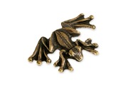 Urocza figurka małej portfelowej żabki, wykonana z metalu pokrytego oksydowanym mosiądzem
