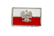 Przypinka prostokątna w postaci flagi polskiej z wizerunkiem orła, wykonana z metalu nieszlachetnego w kolorze srebrnym
