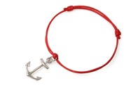 Bransoletka w stylu żeglarskim, wykonana z czerwonego woskowanego sznurka jubilerskiego z przywieszką w kształcie niedużej kotwicy