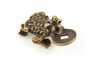 Figurka żaba w koronie z monetą