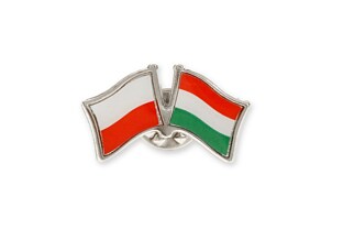 Przedstawiamy przypinkę z flagami, która celebruje przyjaźń i solidarność między Polską a Węgrami