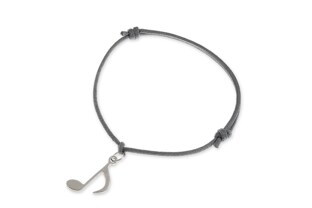 Szara bransoletka ze sznurka woskowanego z przywieszką w kształcie nutki koloru srebrnego