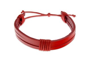 Unikalna bransoletka składająca się z trzech skórzanych rzemieni koloru czerwonego