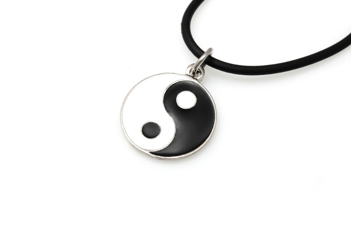 Wisiorek symbol Ying Yang