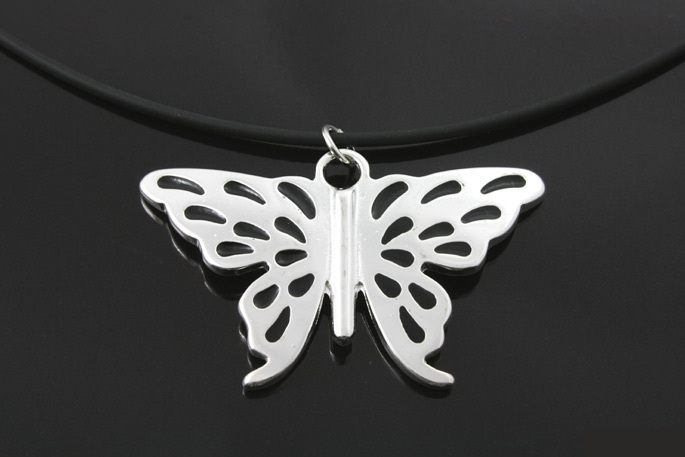 Wisiorek srebrny motyl